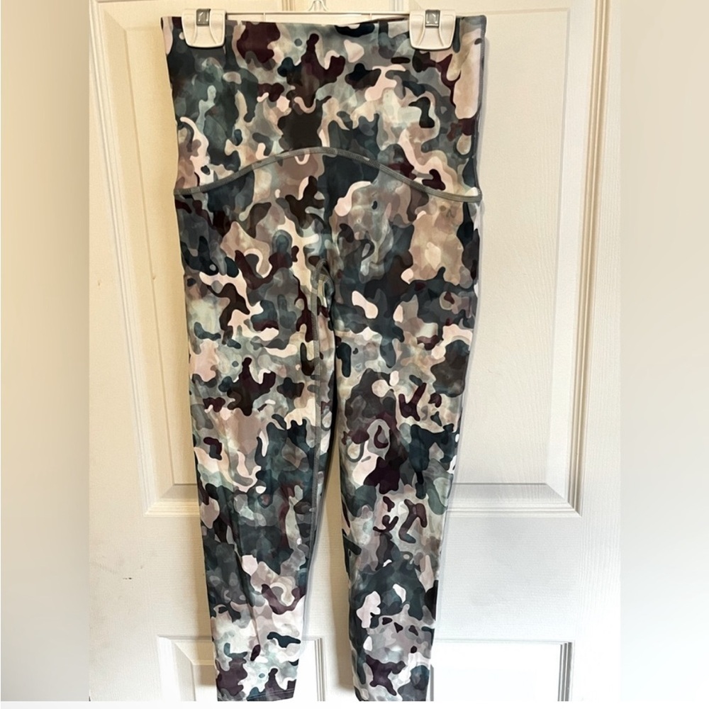 Spanx NWOT Crop Leggings Medium